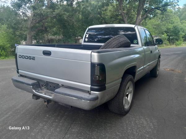 2001 Dodge Ram 1500 - $2,200 (Sur)63621923022723122
