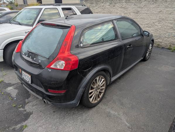 2011 Volvo C30 Hatchback Mechanic Special Project - $1,250 (Escondido)63440817891201122
