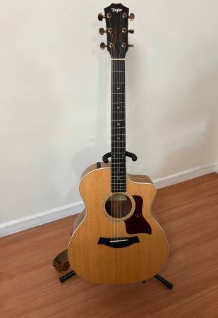 Taylor electric guitar Grand Auditorium Natural Koa wood 1