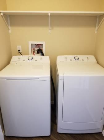 $1,999 / 2br - 1025ft2 - A New Day, A Fresh Start: Your Ideal Home Awaits! (Anchorage)64004786477443122