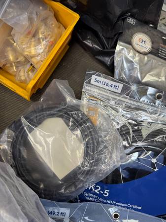 Cables HDMI - $15 (SE Portland)63435104840579124