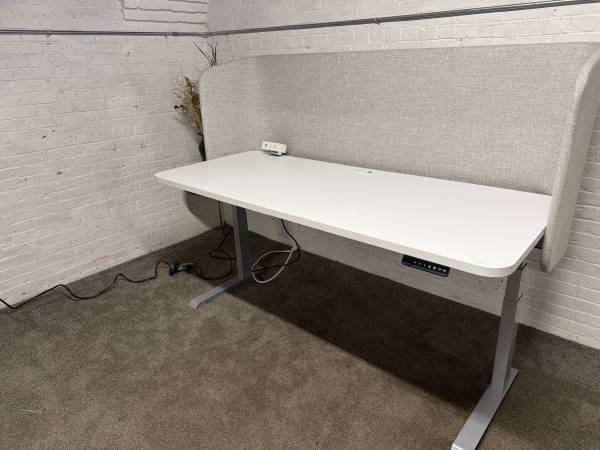 29” x 70” Allsteel Standing Desk 1