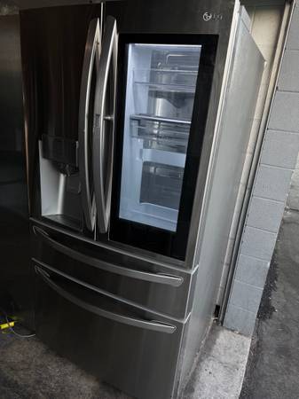 Refrigerator Lg Instaview 4 Door With Craft Ice 1