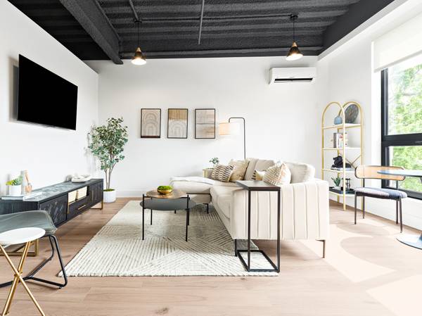 $2,499 / 1br - **Now Leasing: Luxury 1 Bed/1 Bath ** 1/2 Month Off Move in Specials!! (Ravenswood - North Center)63959878162818122