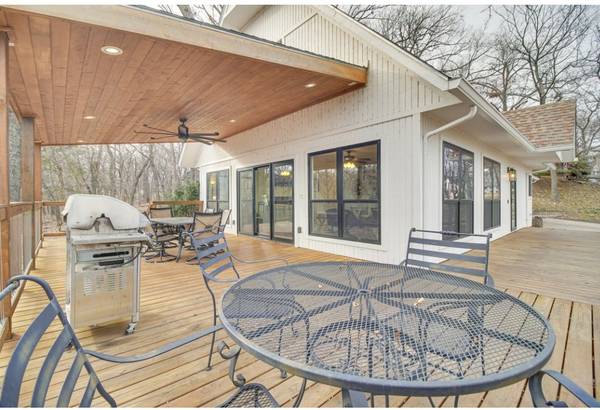 $2,450 / 3br - 1862ft2 - Monkey Island, OK Lake Home (Grand Lake of the Cherokees)63982131581443123