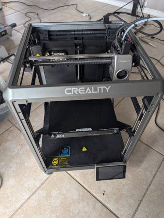 Creality K1SE 3D printer with upgraded extruder. 1