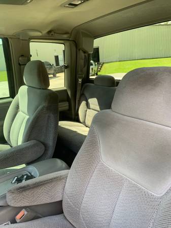 Chevy 1500 - $6,85063613621541505121