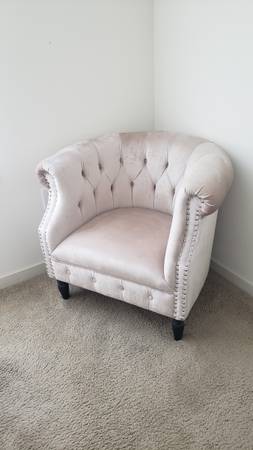 Sofa chair 1