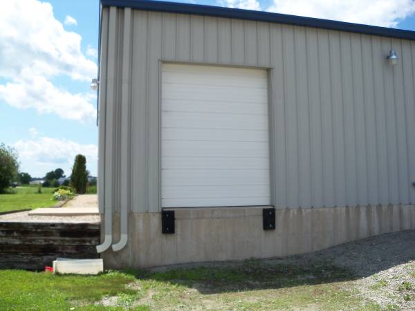 $1,150 / 3300ft2 - 3300 sq ft Newer Storage Bldg (Peshtigo, Wi)64151608540547121