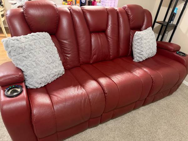 Red electric Zero gravity couch 1
