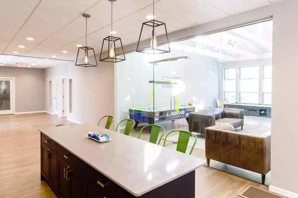 $1,871 / 2hab - 1029ft2 - ¡Siéntase como en casa! Hermoso adosado de 2 habitaciones en Reno (Reno)63682219333891123