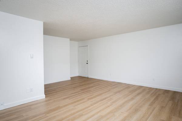 $1,750 / 2br - 1000ft2 - ¡Aire Fresco, Ahorros Geniales! 2H1B 1000SF con NUEVA OFERTA ESPECIAL! Reformado (Beaverton)63820882708995124