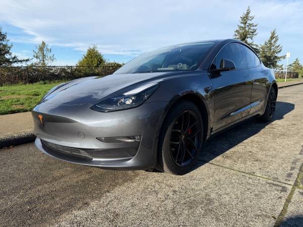 2023 Model 3 Performance - Many Extras 1
