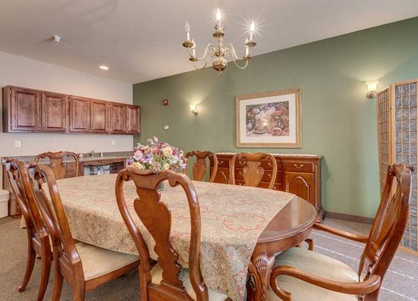 $1,374 / 2br - Covered Parking Available, Formal Dining Room, Air Conditioner (1950 Bellerive Drive, Richland, WA)63624250890625124