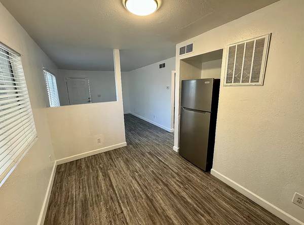 $1,080 / 2br - 800ft2 - ***Spacious 2BR, 1BA Apartment Designed for Easy Living***64024822999811122