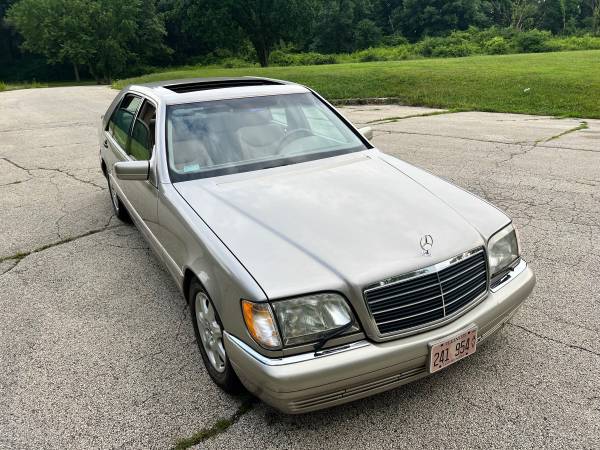 1998 Mercedes S420 94700 millas - $4,30063618826373889121