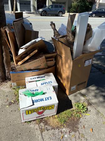 Free moving boxes & packing supplies 1