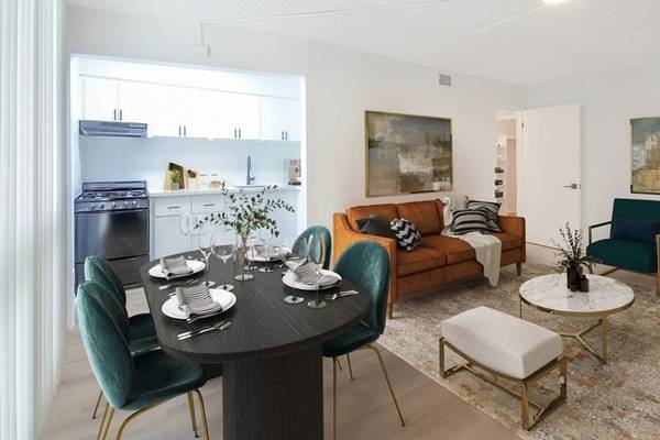 $1,185 / 1br - 625ft2 - ♥♥♥WHERE AFFORDABILITY, MEETS COMFORT~ UPDATED, 2 MONTHS FREE ♥♥♥ (CAMELBACK EAST)63966950976898122