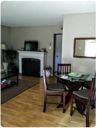$2,550 / 2br - 790ft2 - Short term 30-day+ rental, 2-bdrm 2-bath furnished condo, with all utilities! (Monterey)64009497808641124