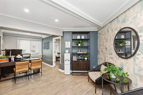 $2,585 / 1br - 639ft2 - Beautiful 1 bedroom.. One month Free!! Call now for more information!! (san jose east)63845956691457120