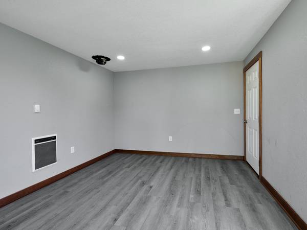 $299,900 / 2br - 672ft2 - Starter home? Investment? Rebuilt to the Studs! (Willamina)63620943169665121