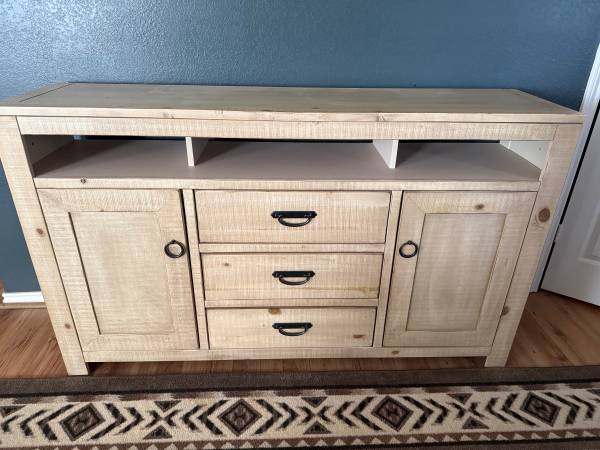 CONSOLE- DRESSER - ENTRY WAY 1