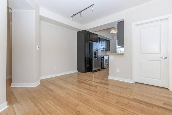 Breakfast Bar, Private Front Porch, Parking Garage 1