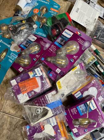 One-Day Mega Garage Sale – All Kinds of Items, Friday Only! (Cleveland)63871910927107123