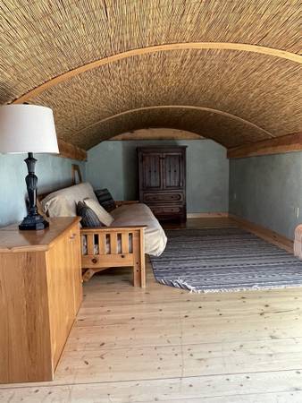 $1,900 / 1br - 980ft2 - TAOS Casita for rent (TAOS)63659885133057124