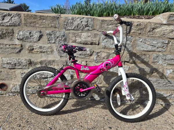 Girls Barbie 18" Bicycle 1