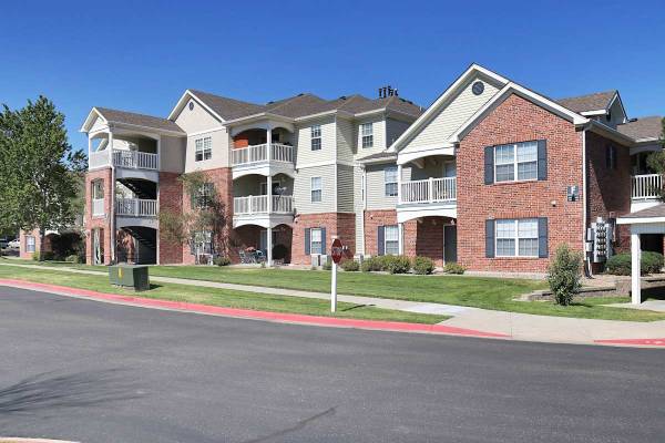 $1,800 / 2br - 978ft2 - Casa club, Lavavajillas, Vista (4542 Bromley Ln, Brighton, CO)63844743375361120