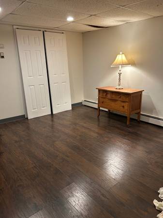 One bedroom basement apartment for rent 1