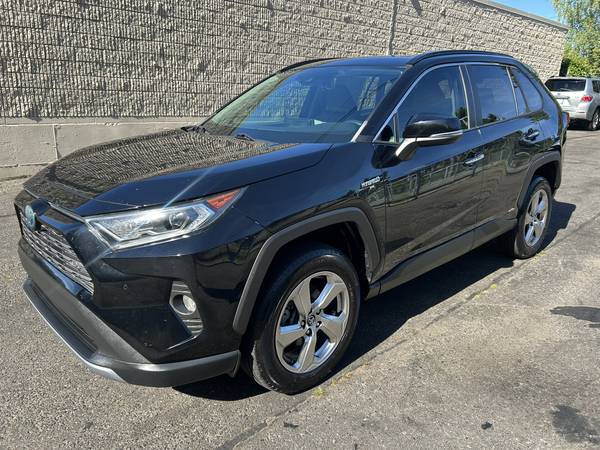 2019 Toyota Rav4 Limited Hybrid 4WD --1 propietario, totalmente equipado, título limpio-- - $24,995 (kirkland)63617418753281120