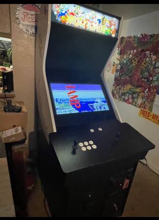 Full size arcade machine with 750 video games see list in ad 1