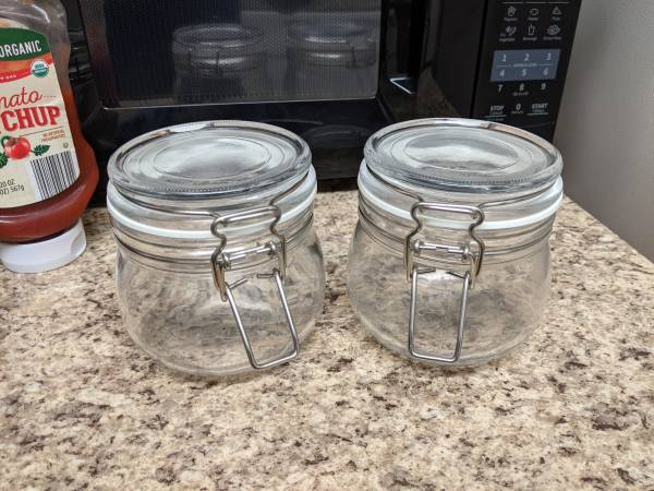 Small Glass Containers 1