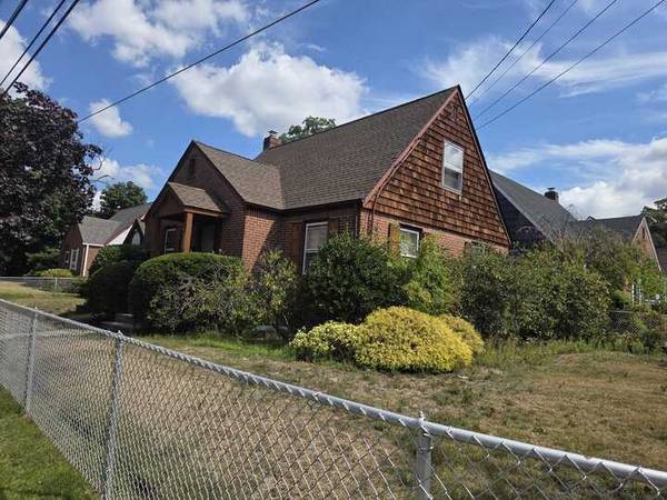 $769,000 / 4hab - 1131ft2 - Cape Cod de ladrillo de 4 habitaciones en venta en West Hempstead (West Hempstead)63661271474049120
