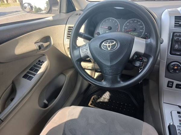 2012 Toyota Corolla - $5,98063476648063361122