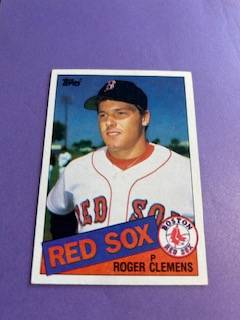 16 DIFFERENT ROGER CLEMENS BASEBALL CARDS INCLUDING ROOKIE  NEAR MINT 1