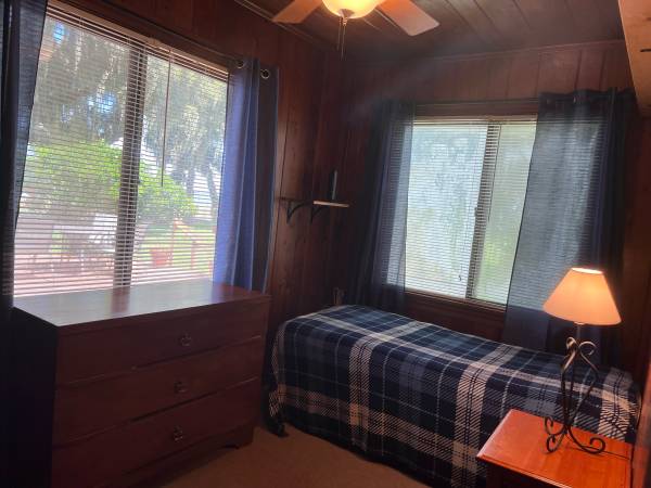 $200 / 1br - Room for Rent in Beautiful Lakefront Home (Leesburg)63693484553475120