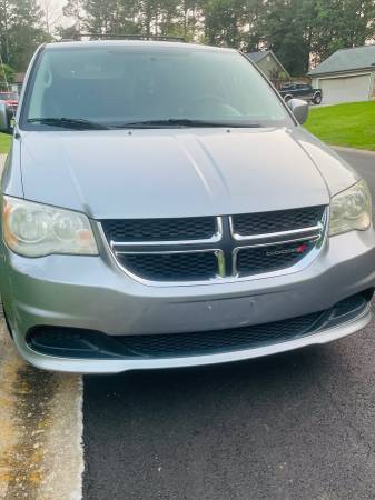2014 Dodge Caravan - $1,800 (Gainesville)63620279869827123