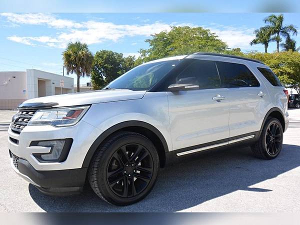 2016 Ford Explorer XLT con cuero, ruedas de 20 pulgadas, navegación y equipado - $11700.0063489366531073121