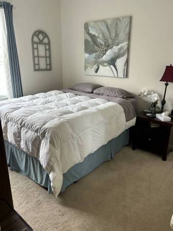Niee furnished bedroom available now 1