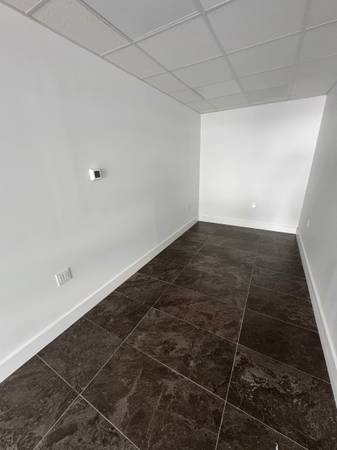 $3,200 / 1500ft2 - Office for rent prime location 2 floor kings hwy east 16 st (Brooklyn kings hwy)63912047462787124