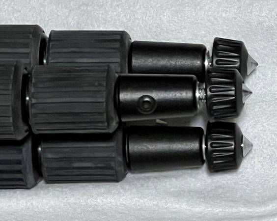 Nuevo trípode Brunton de fibra de carbono - $200 (Dundee)63471429952257122