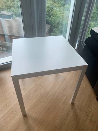 IKEA MELLTORP Table 1