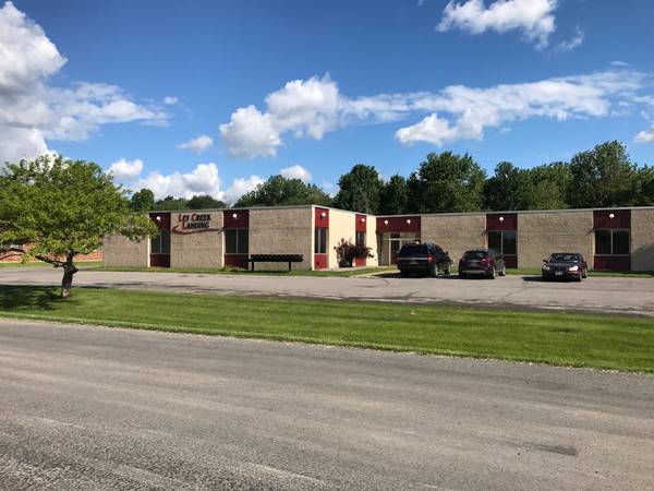 $675 / 190ft2 - Auto Car dealership office space & parking (Syracuse)63982839698435120