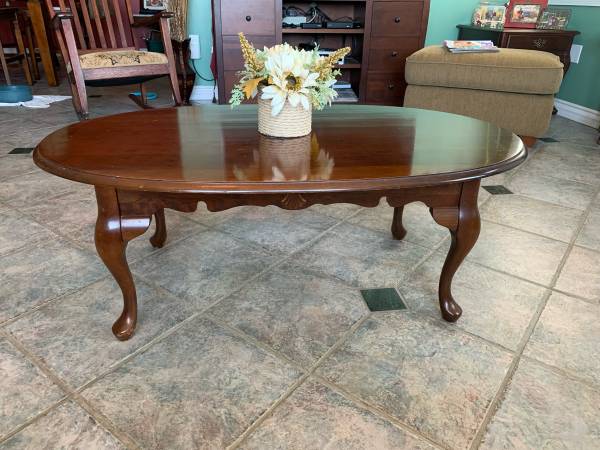 SOLID CHERRY WOOD COFFEE & END TABLES 1