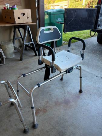 Shower chairs 1