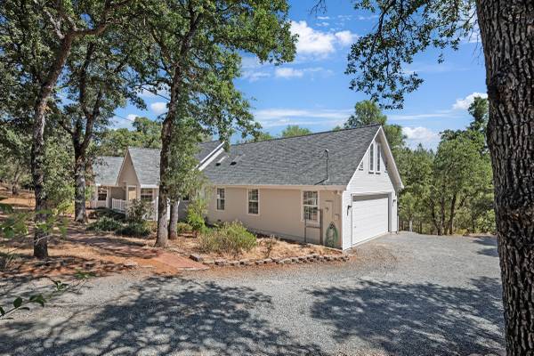 $625,000 / 2br - 1906ft2 - Country Home in Rural Grass Valley area (Grass Valley)63952106417666120