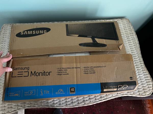 Samsung Monitor for Sale 1